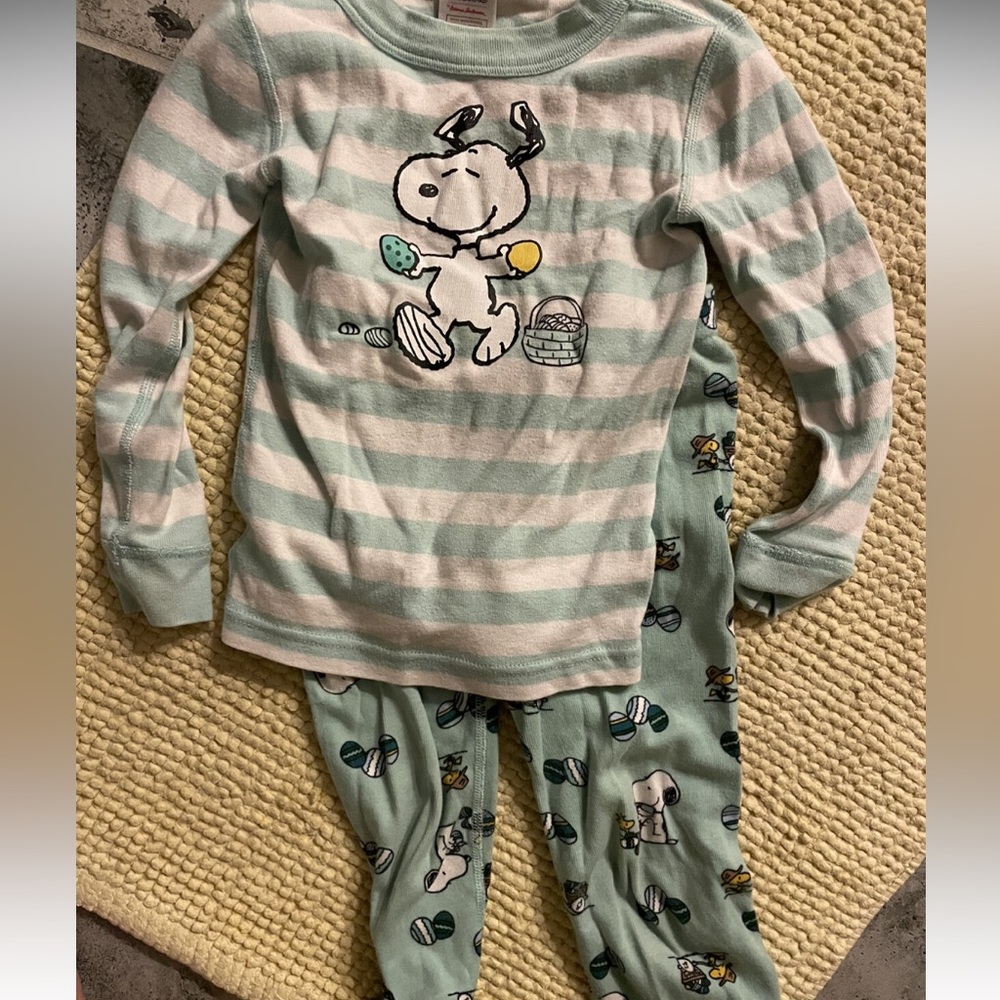 Hanna Andersson Mint Green and White Striped Snoopy Pajama Set